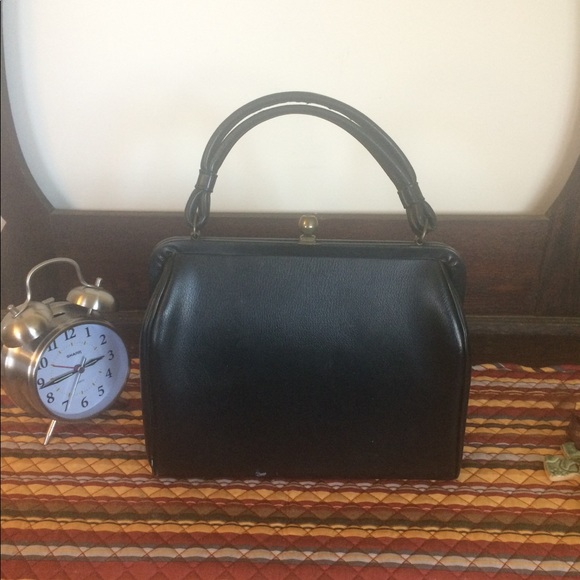 Purse - Picture 7 of 8